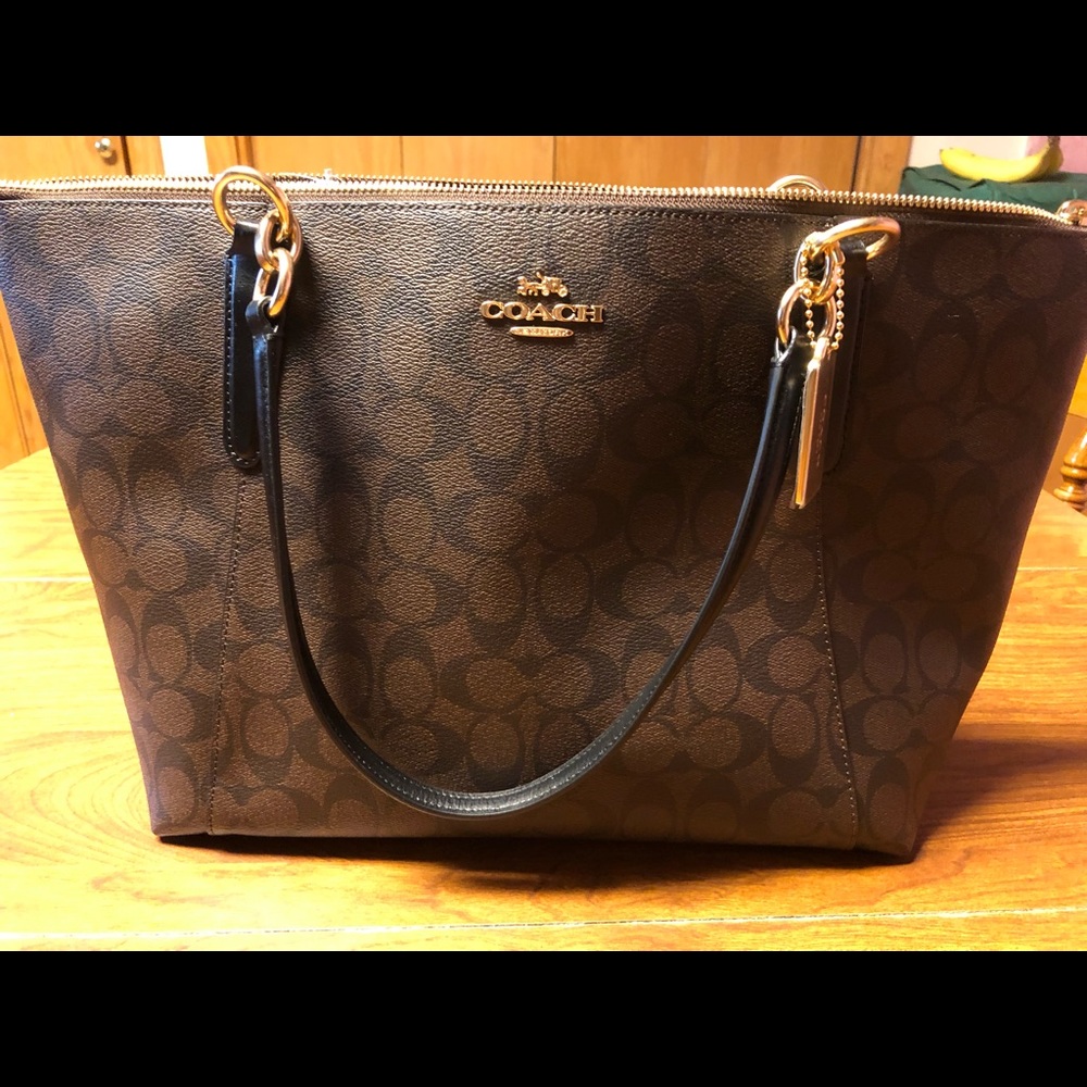 Coach Brown and Black Tote with zipper closure NWT